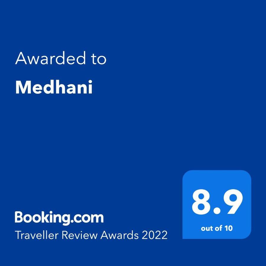 קנדי Medhani מראה חיצוני תמונה